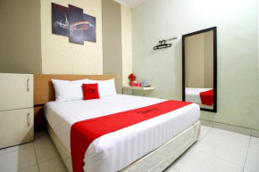 RedDoorz near Adisucipto Airport 3